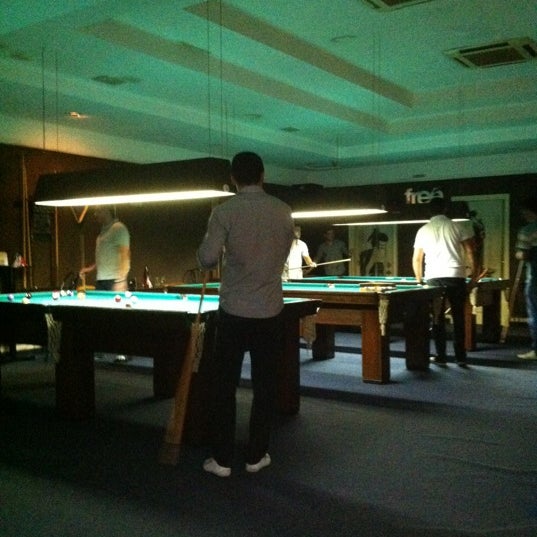 11/29/2012 tarihinde Rodolpho M.ziyaretçi tarafından Hokkaido Snooker Sushi Bar'de çekilen fotoğraf