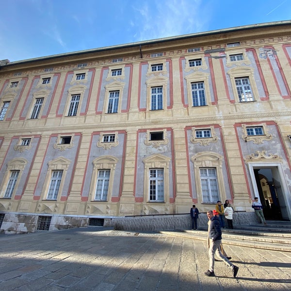 Снимок сделан в Palazzo Ducale пользователем George B. 11/30/2019