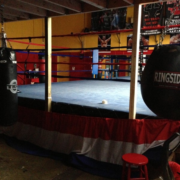 Undefeated Boxing Gym РЎРѕРєРѕР»