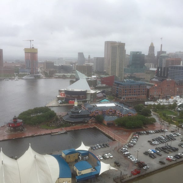 Foto tirada no(a) Baltimore Marriott Waterfront por Baba Taiye R. em 9/2/2017