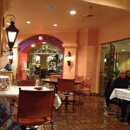 Photo taken at Hotel Encanto De Las Cruces by Carter P. on 12/26/2012