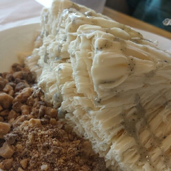 5/15/2014에 kumi m.님이 Sno-Zen Shaved Snow &amp; Dessert Cafe에서 찍은 사진