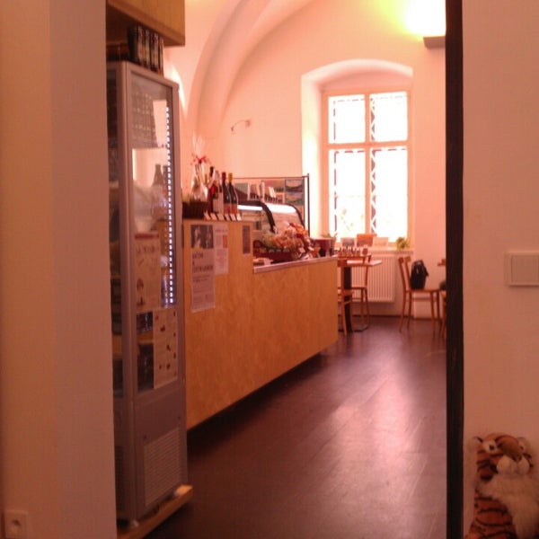 2/26/2013 tarihinde Sina E. F.ziyaretçi tarafından Café Dientzenhofer'de çekilen fotoğraf