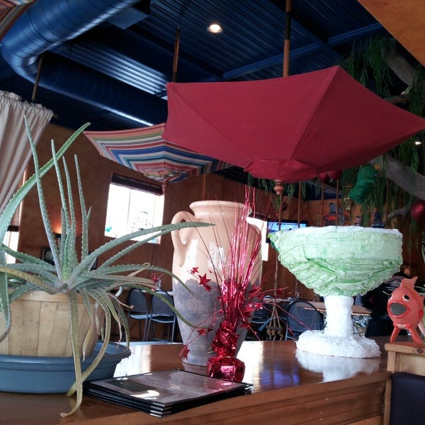 2/23/2013 tarihinde James M.ziyaretçi tarafından Beanies Mexican Restaurant'de çekilen fotoğraf