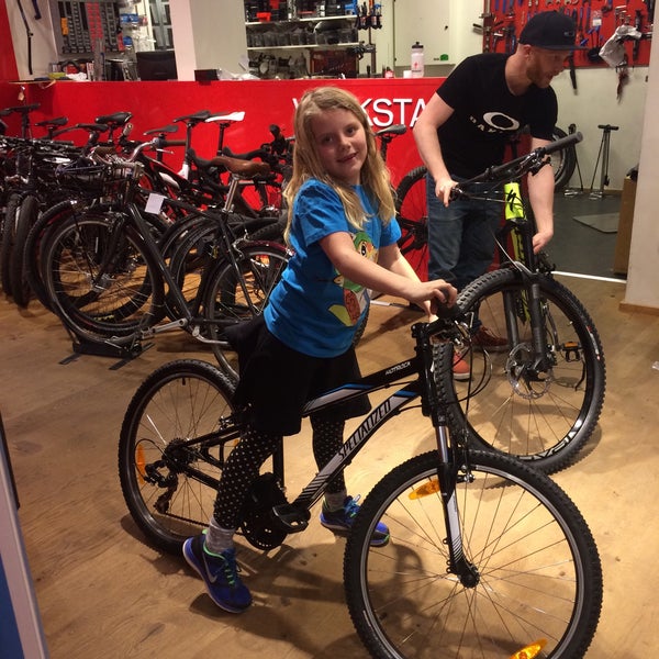 specialized bike store