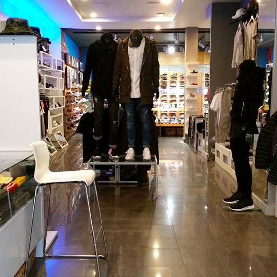 Foto tomada en Addict Store BXL  por André N. el 4/7/2016