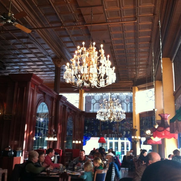 Photo taken at The Old Spaghetti Factory by Kevin L. on 2/16/2013