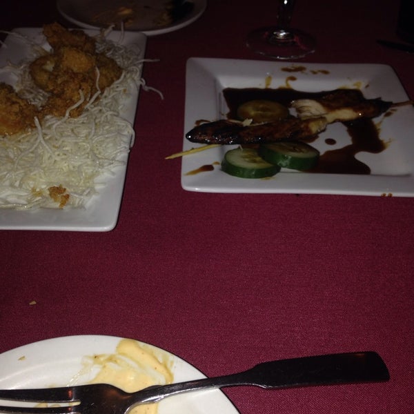 East West Bistro Pasadena'da Suşi Restoranı