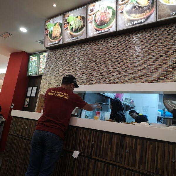 Photos At Dapur Penyet 21 Tips From 2202 Visitors Photo Taken At Dapur Penyet By Ymzbr On 10 7 2018