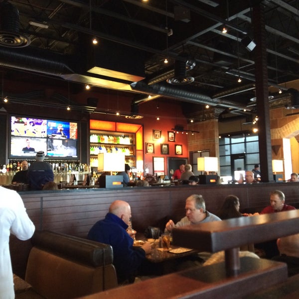 Photo taken at BJ&#39;s Restaurant &amp; Brewhouse by Bill B. on 2/12/2015