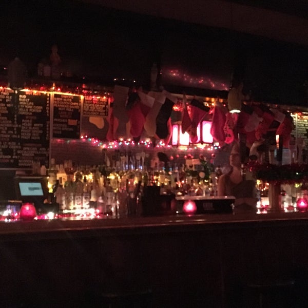 12/10/2017 tarihinde Bill B.ziyaretçi tarafından Lake Street Bar'de çekilen fotoğraf