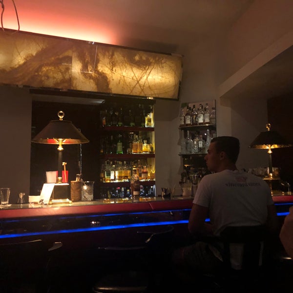Foto tirada no(a) Bugsy&#39;s Bar por Tomáš H. em 8/21/2020