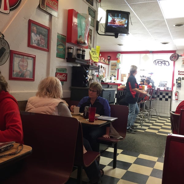 Great breakfasts in this tiny retro diner.