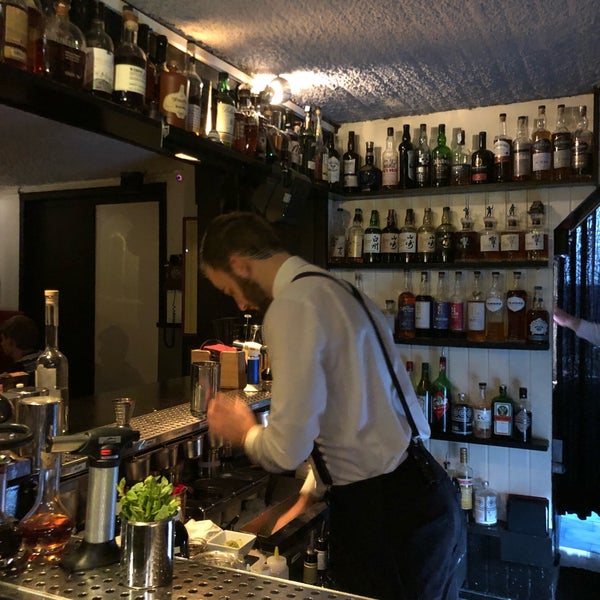 Fantastiska och trevliga bartenders som gör underbara cocktails