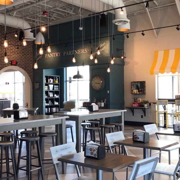 Pdk Southern Kitchen Pantry Gastropub In Nashville