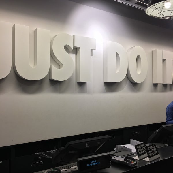 Nike store overvecht new arrivals