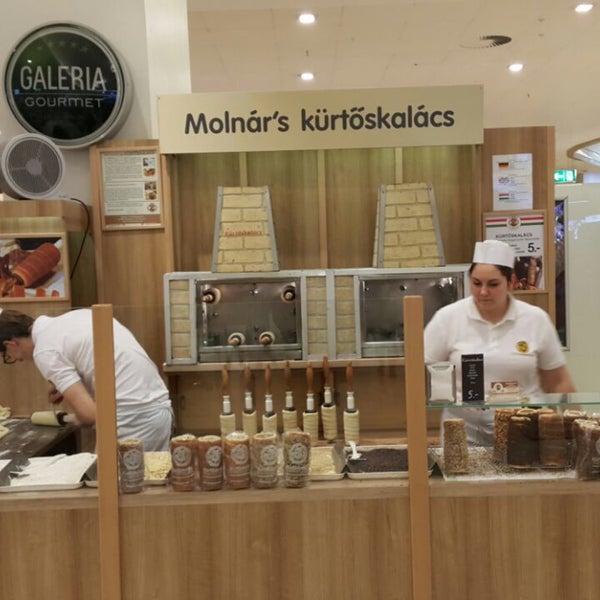 Must try the "Molnar's Kurtoskalacs" sweets. Love the cinnamon, chocolate and almond flavors. Similar to Trdelnik in Prague, only without fillings.