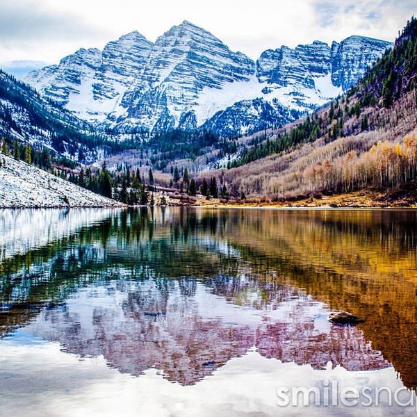 Photo taken at Maroon Bells Guide &amp; Outfitters by HEATHER K. on 10/1/2015