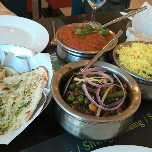 Pretty good Indian food.  Can't go wrong with anything.  However ask the waiter what they recommend or what's popular.
