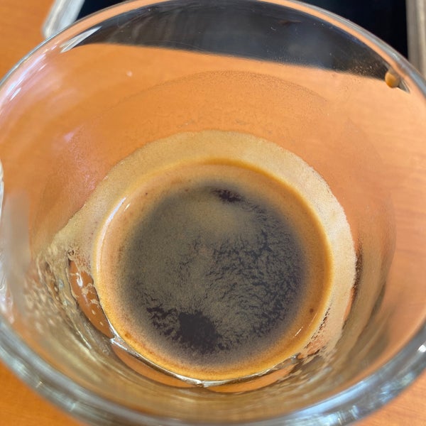 Espresso is a medium roast. Excellent pull by the barista.