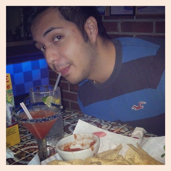 Photo taken at Chili&#39;s Grill &amp; Bar by Brooke B. on 9/21/2013
