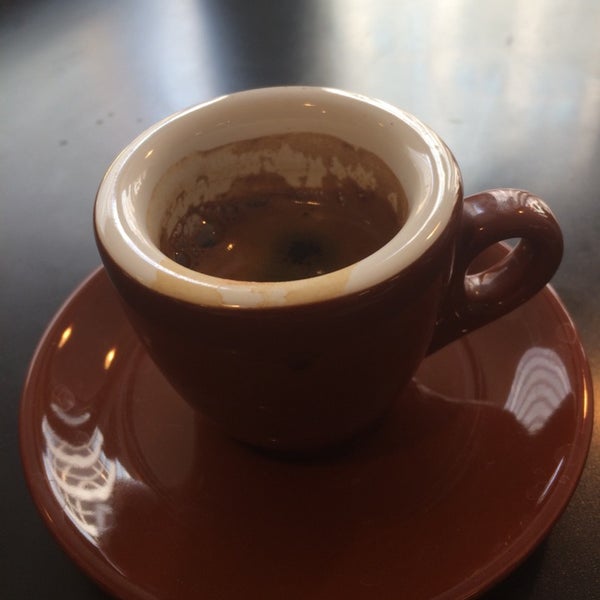 3/21/2014にCarlucho W.がRetrospect Coffee and Teaで撮った写真
