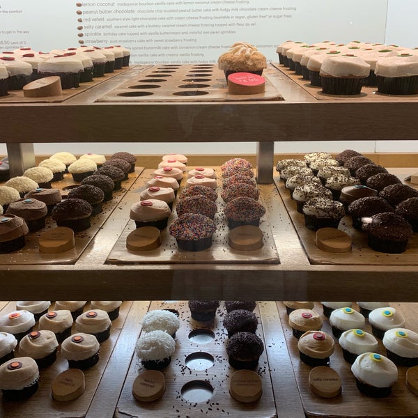 Photo taken at Sprinkles The Grove by ᴡ N. on 9/14/2019