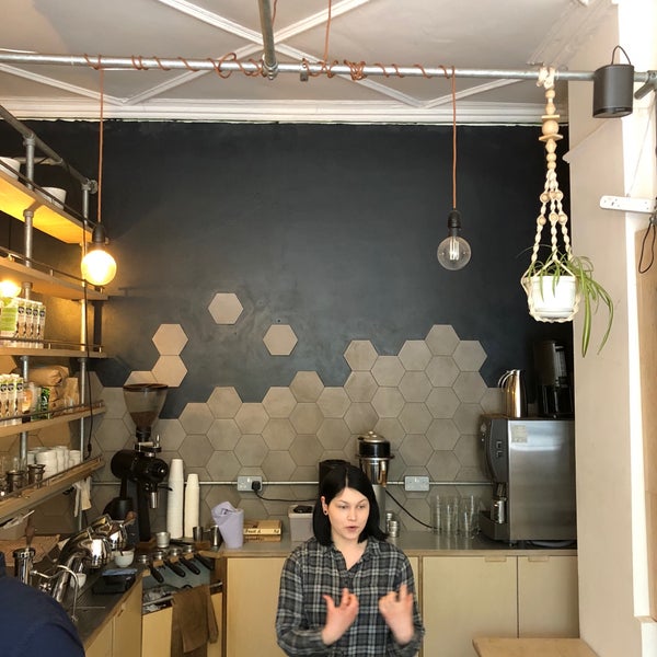 5/1/2018 tarihinde 純苔 小.ziyaretçi tarafından MacIntyre Coffee'de çekilen fotoğraf