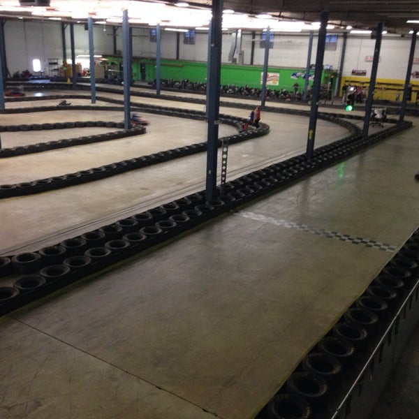 Foto diambil di The Pit Indoor Kart Racing oleh Tim G. pada 1/18/2014