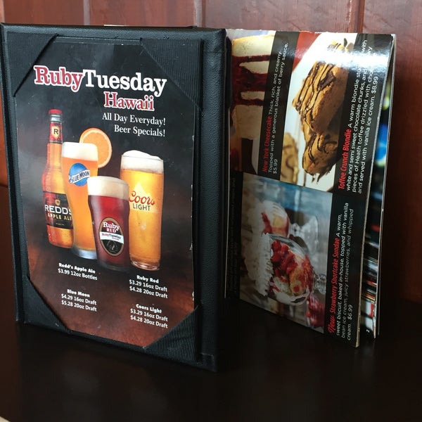 Photo taken at Ruby Tuesday by Len P. on 7/5/2016