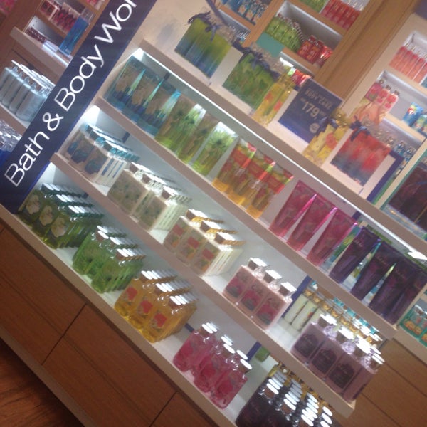 Photos At Bath Body Works Cosmetics Shop In Jakarta Selatan