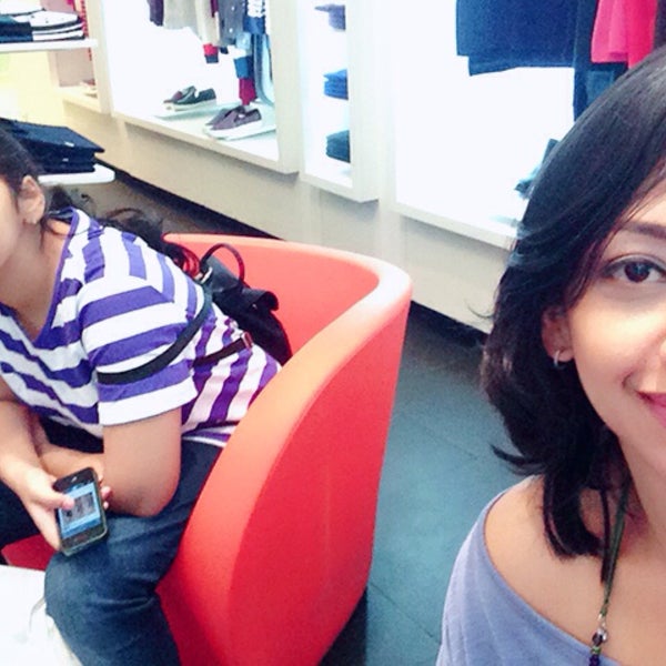 lacoste gandaria city