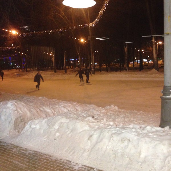 Каток гигант. Вход на каток гигант. Каток гигант в сокольниках. Каток в сокольниках 2021. Коньки на льду в сокольниках.