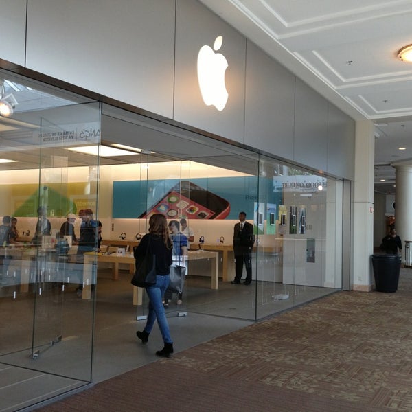 Photos at Apple The Westchester 34 tips