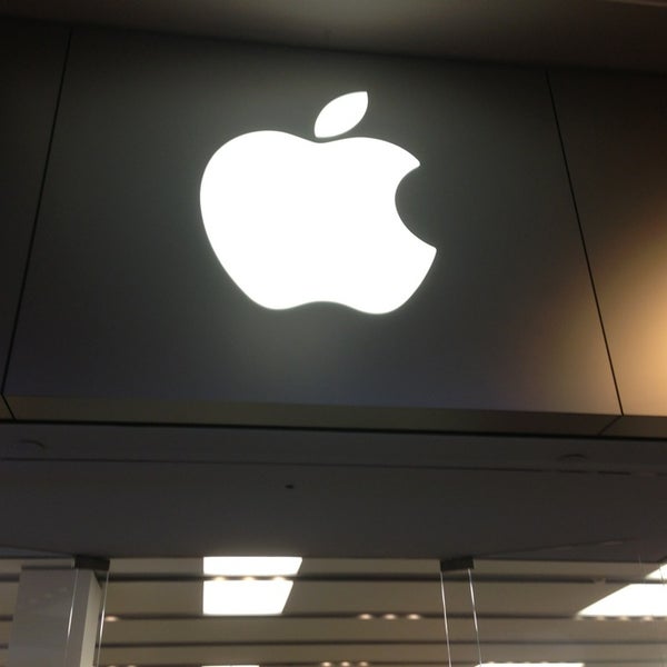 Photos at Apple The Westchester 34 tips