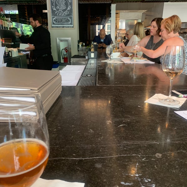 6/18/2019にRichard C.がElla Dining Room &amp; Barで撮った写真
