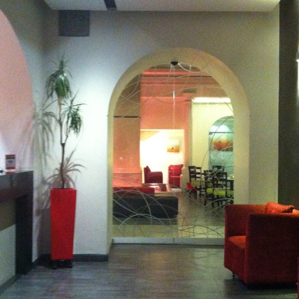 Das Foto wurde bei Hotel Abu von Lucila am 1/28/2013 aufgenommen