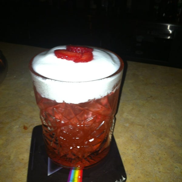 Das Foto wurde bei Mylos Terrace Cocktail Bar von Apostolis 🍀🍀 A. am 6/25/2013 aufgenommen