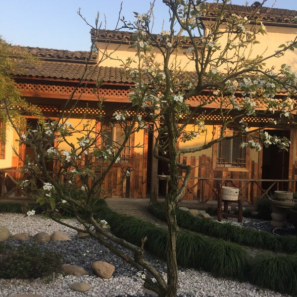 Photos At Bamboo Forest Resort 竹中驿青年旅社 Dipu 浙江