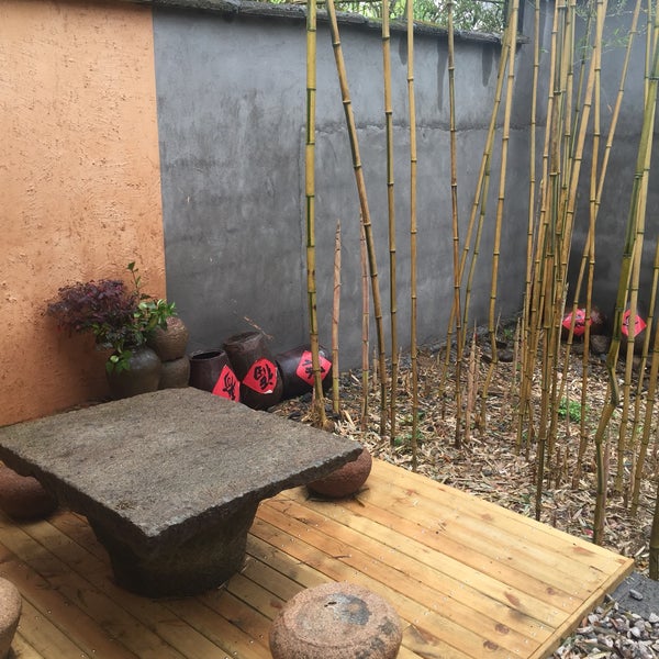 Photos At Bamboo Forest Resort 竹中驿青年旅社 Dipu 浙江