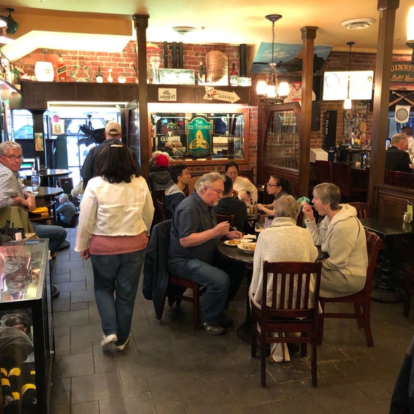 Photo taken at The Old Triangle Irish Alehouse by Martin K. on 6/28/2019
