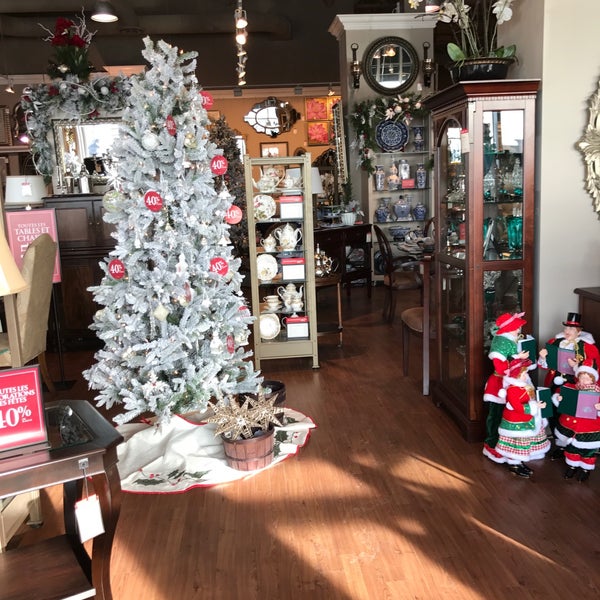 Bombay And Company Canada Furniture 7337 Boulevard Decarie Montreal Qc H4p 2g8 Canada Furniture Stores Montreal Qc Furniture Qc List Of Companies