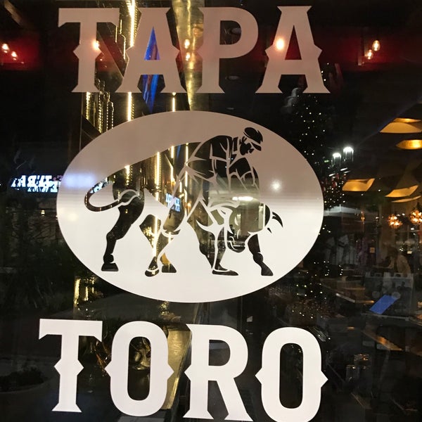 Photo taken at Tapa Toro by Martin K. on 1/3/2017
