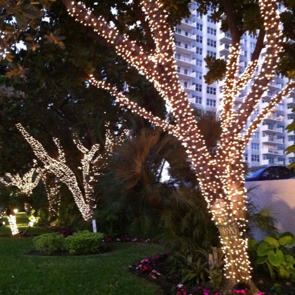 12/28/2012 tarihinde Martin K.ziyaretçi tarafından Ocean Sky Hotel &amp; Resort'de çekilen fotoğraf
