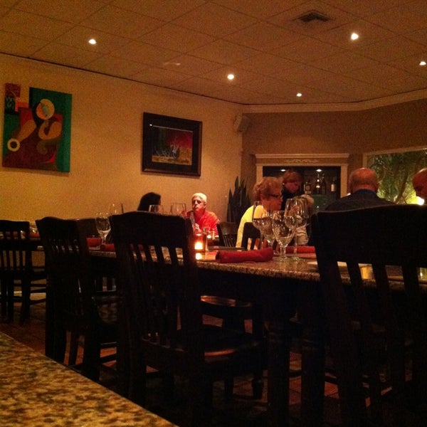 Das Foto wurde bei Lucca Restaurant von Martin K. am 12/31/2012 aufgenommen