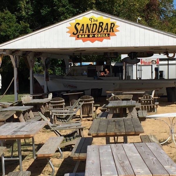Sand bar. Бар на пляже. светлогорск пляжный бар. sandbar.