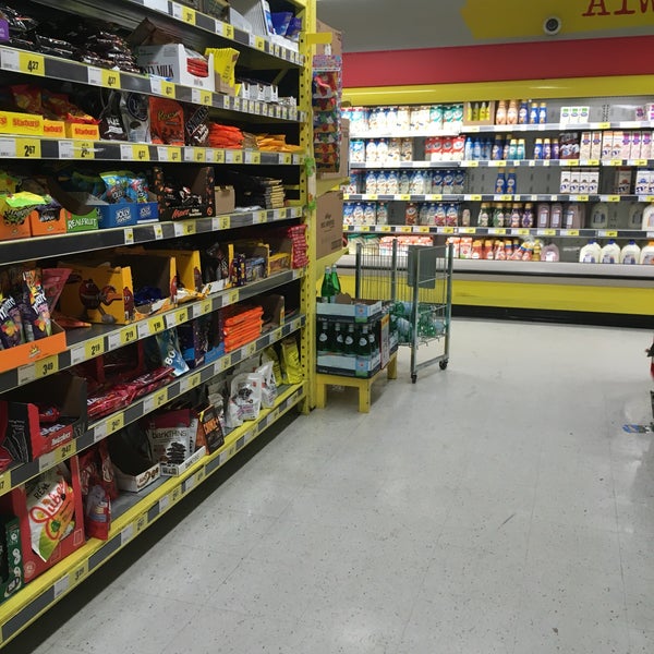 Jason's No Frills Grocery Store in Vancouver