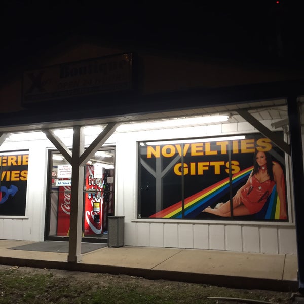 x mart Adult Store in Daytona Beach