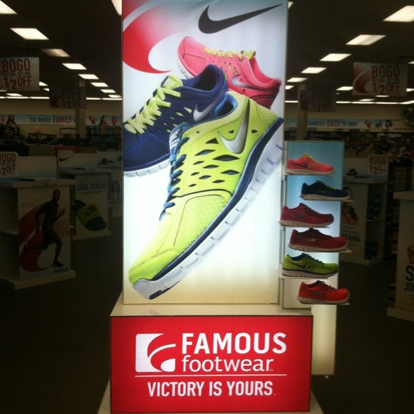 Famous footwear deals jordan creek