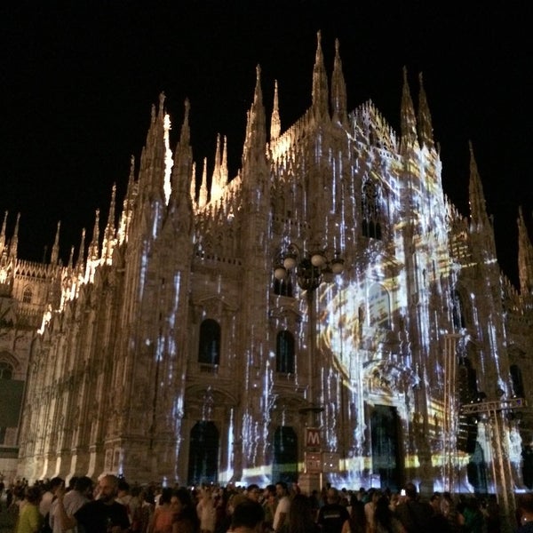 Foto tomada en Plaza del Duomo  por riccardo p. el 7/10/2015